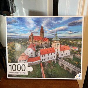 Novelty 1000 Piece Jigsaw Puzzle of Historic Bouzov Castle - NIB